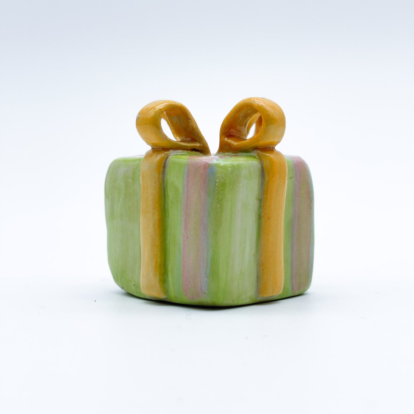 Gift box Candle Holder Green dripping purple